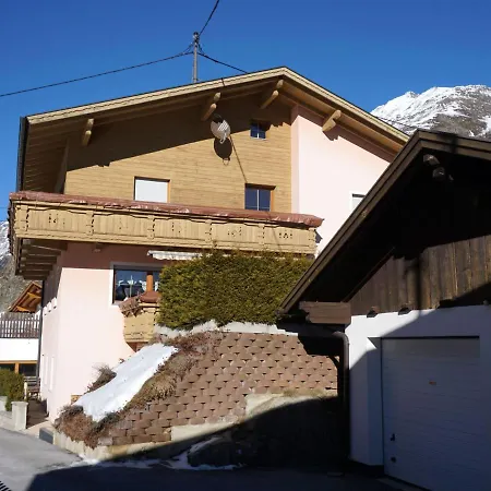 Apartment Mario Solden